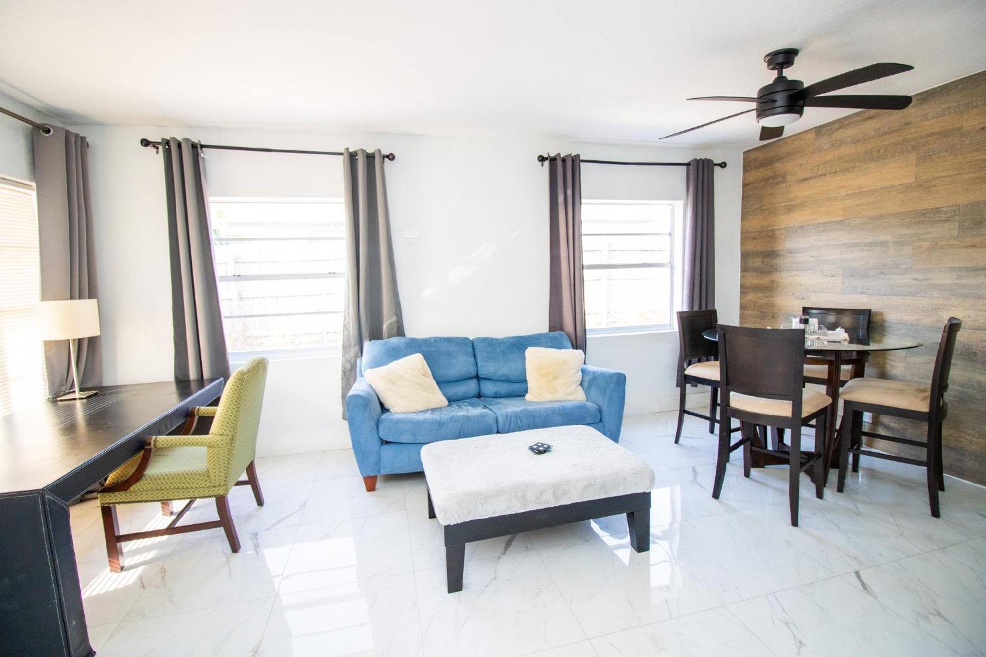 Shared Home - Close To The Beach Riviera Beach Buitenkant foto